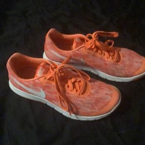 Nike Flex Experience RN 5